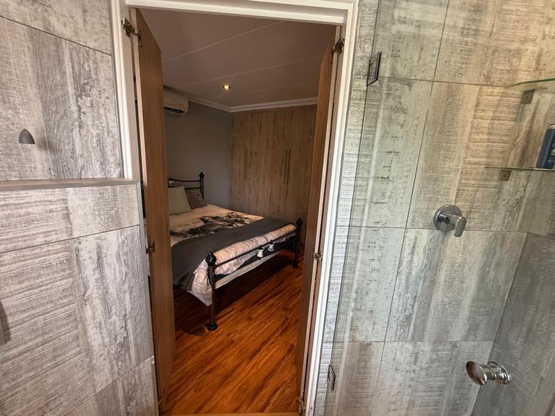 5 Bedroom Property for Sale in Midlands Estate Gauteng