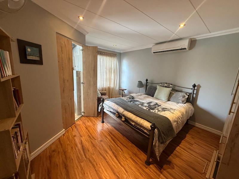 5 Bedroom Property for Sale in Midlands Estate Gauteng