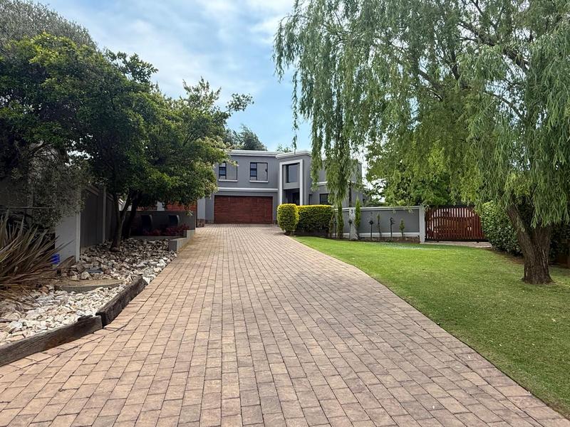 5 Bedroom Property for Sale in Midlands Estate Gauteng