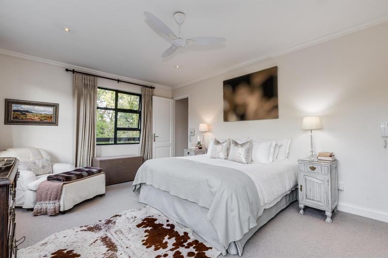 5 Bedroom Property for Sale in Fourways Gardens Gauteng