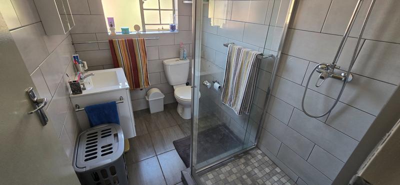 2 Bedroom Property for Sale in Annlin Gauteng