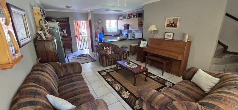 2 Bedroom Property for Sale in Annlin Gauteng