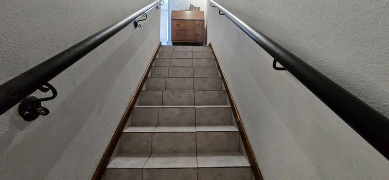 2 Bedroom Property for Sale in Annlin Gauteng
