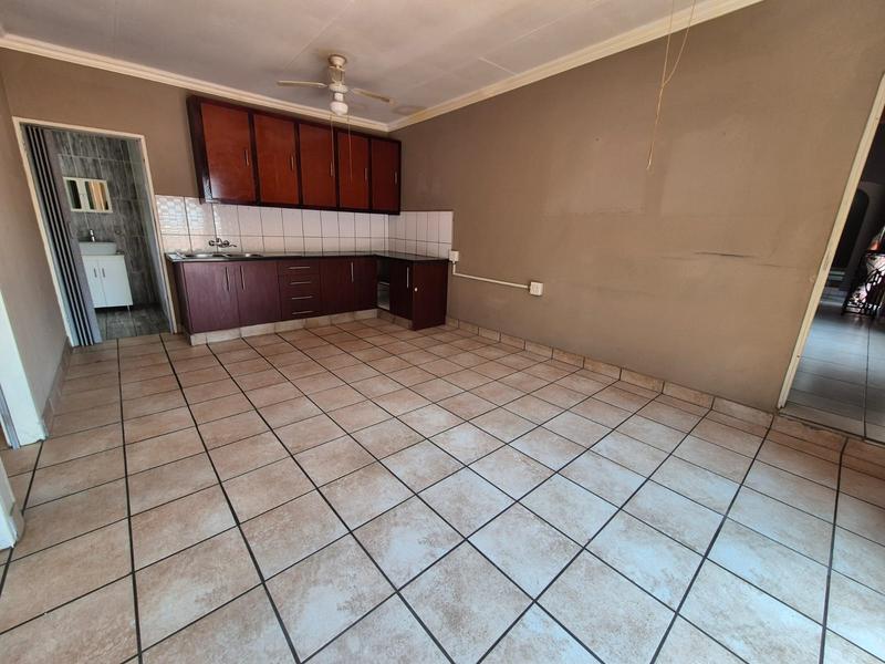 3 Bedroom Property for Sale in Brackenhurst Gauteng