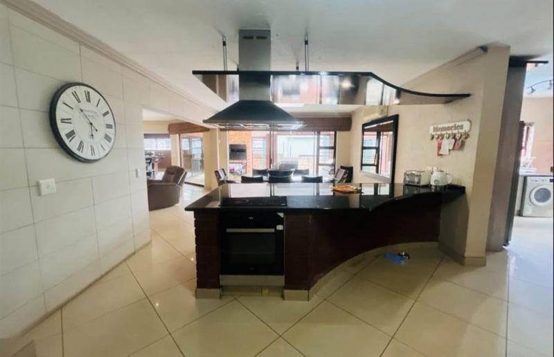 5 Bedroom Property for Sale in Meyersdal Gauteng