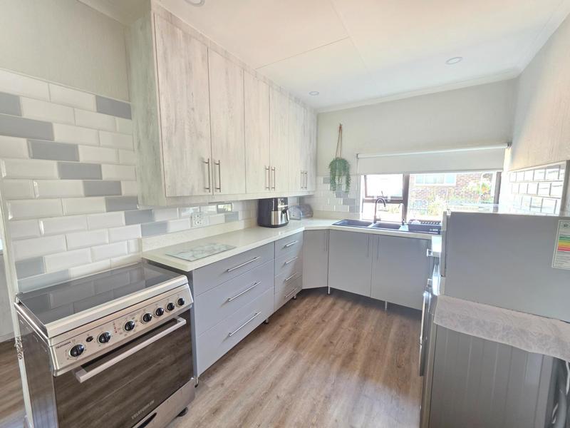 3 Bedroom Property for Sale in Misty Bay Gauteng
