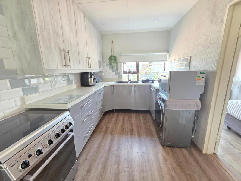 3 Bedroom Property for Sale in Misty Bay Gauteng