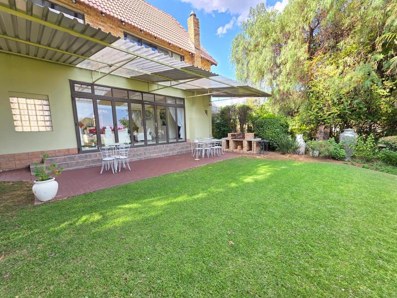 5 Bedroom Property for Sale in Misty Bay Gauteng