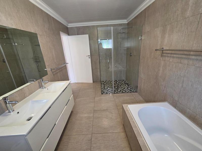 To Let 4 Bedroom Property for Rent in Hazelwood Gauteng