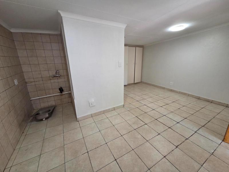 To Let 4 Bedroom Property for Rent in Hazelwood Gauteng