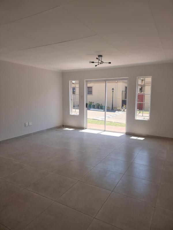2 Bedroom Property for Sale in Wychwood Gauteng