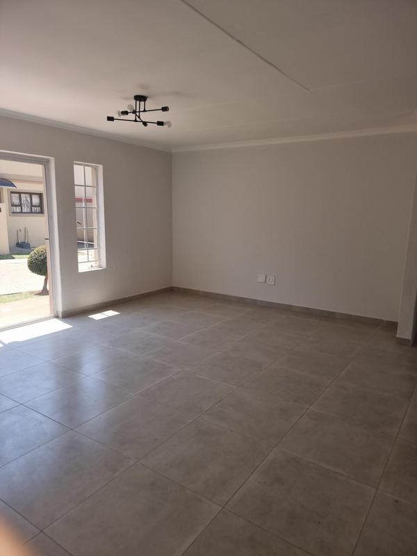 2 Bedroom Property for Sale in Wychwood Gauteng
