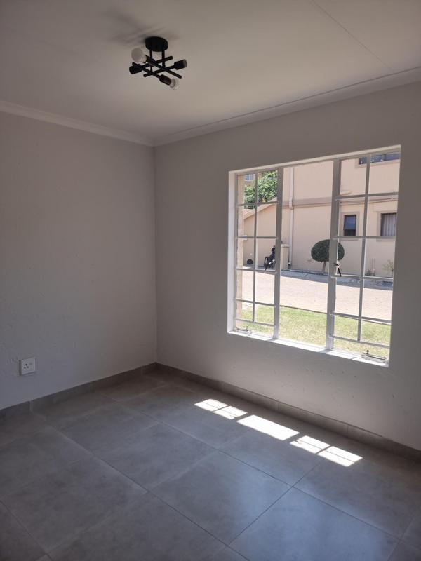 2 Bedroom Property for Sale in Wychwood Gauteng