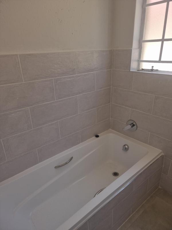 2 Bedroom Property for Sale in Wychwood Gauteng