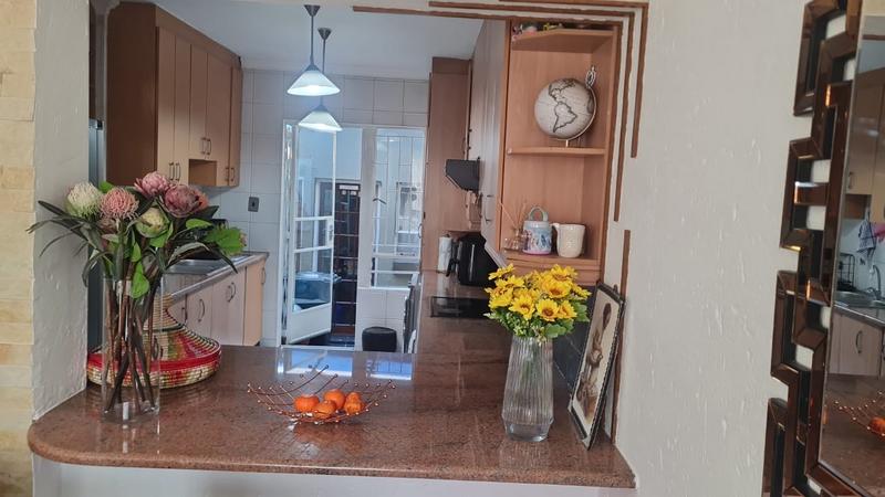 3 Bedroom Property for Sale in Bruma Gauteng