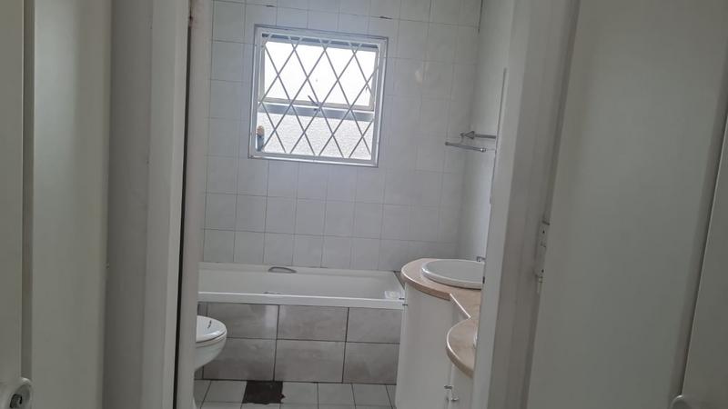 3 Bedroom Property for Sale in Bruma Gauteng