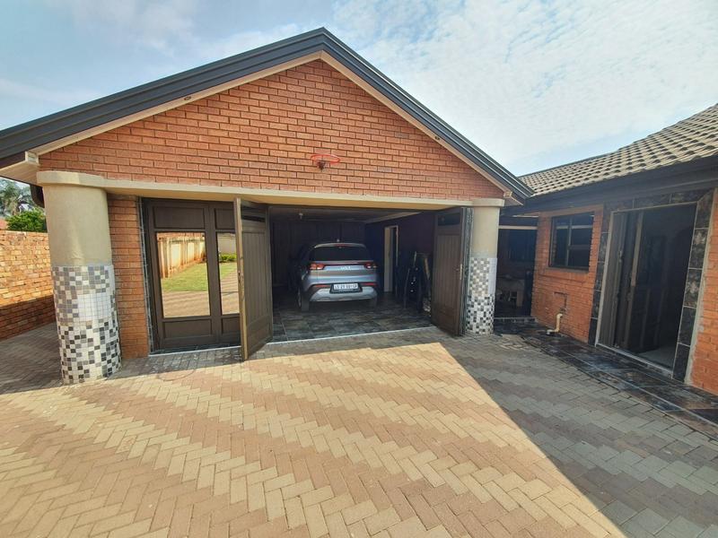 0 Bedroom Property for Sale in The Orchards Gauteng