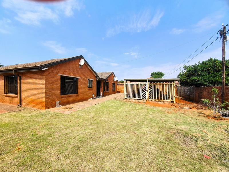 0 Bedroom Property for Sale in The Orchards Gauteng