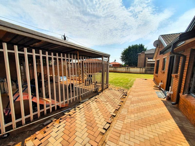 0 Bedroom Property for Sale in The Orchards Gauteng