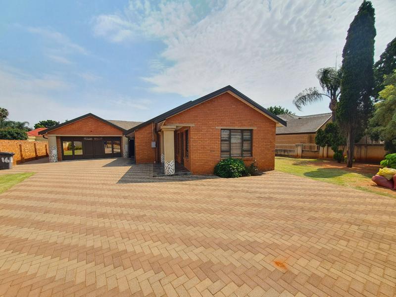 0 Bedroom Property for Sale in The Orchards Gauteng