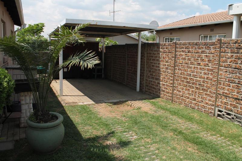 2 Bedroom Property for Sale in Eden Glen Gauteng