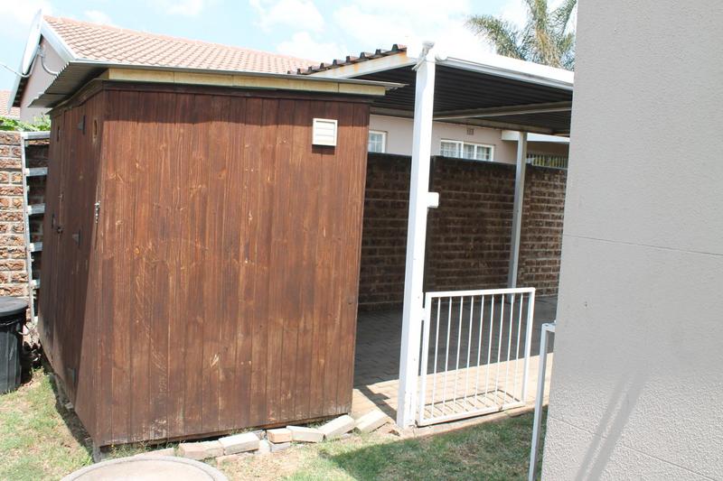 2 Bedroom Property for Sale in Eden Glen Gauteng