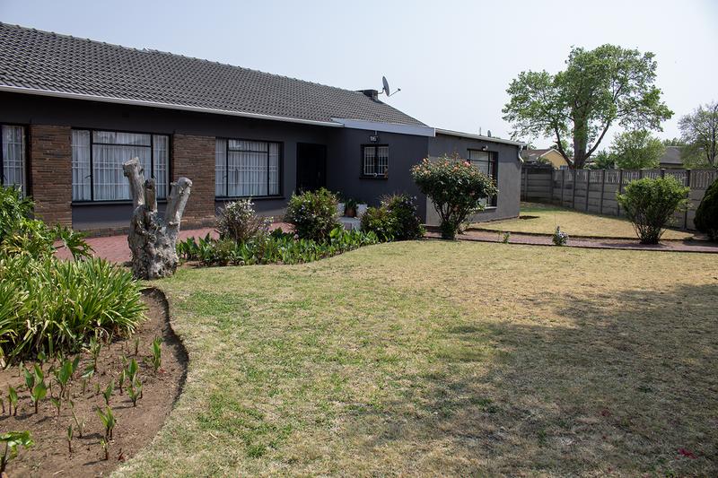 4 Bedroom Property for Sale in Elspark Gauteng