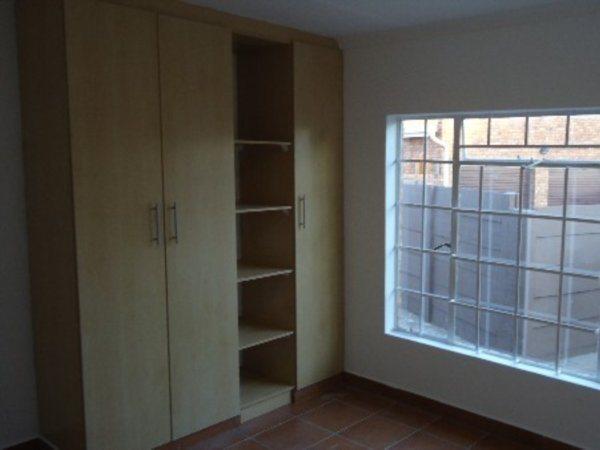 To Let 3 Bedroom Property for Rent in Primrose Gauteng