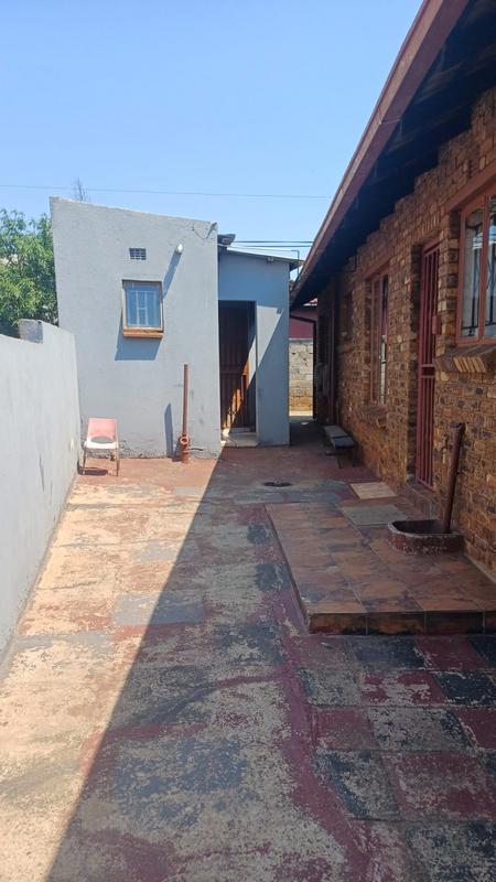 2 Bedroom Property for Sale in Vosloorus Gauteng