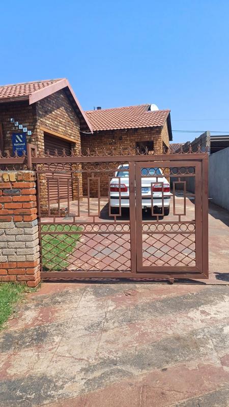 2 Bedroom Property for Sale in Vosloorus Gauteng