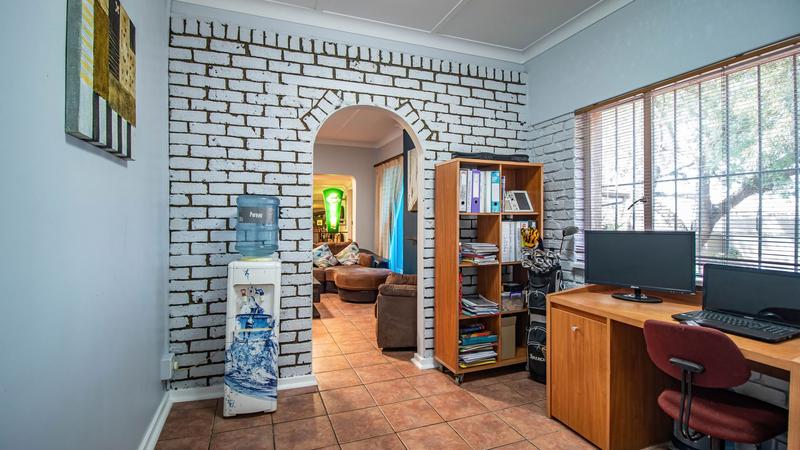 3 Bedroom Property for Sale in Illiondale Gauteng
