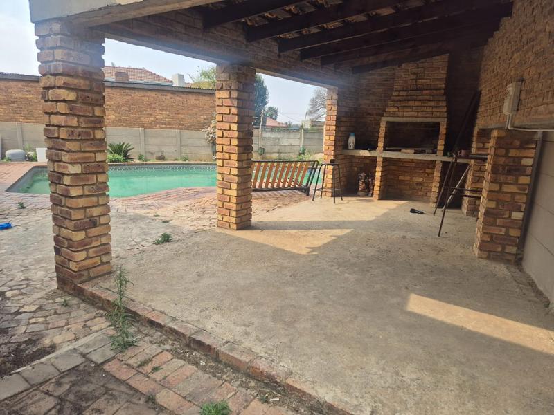 To Let 3 Bedroom Property for Rent in Brenthurst Gauteng