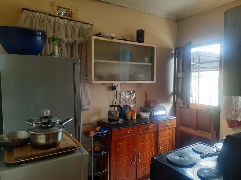 2 Bedroom Property for Sale in Leeuhof Gauteng