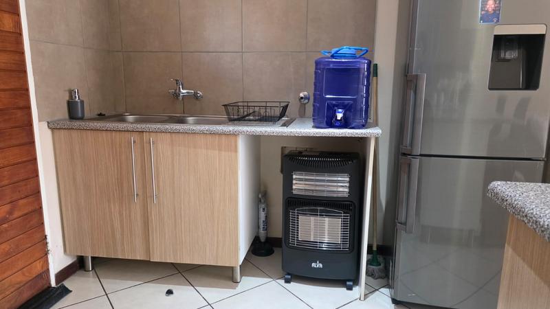 2 Bedroom Property for Sale in Stone Ridge Gauteng