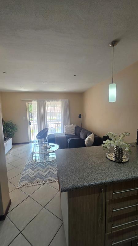 2 Bedroom Property for Sale in Stone Ridge Gauteng