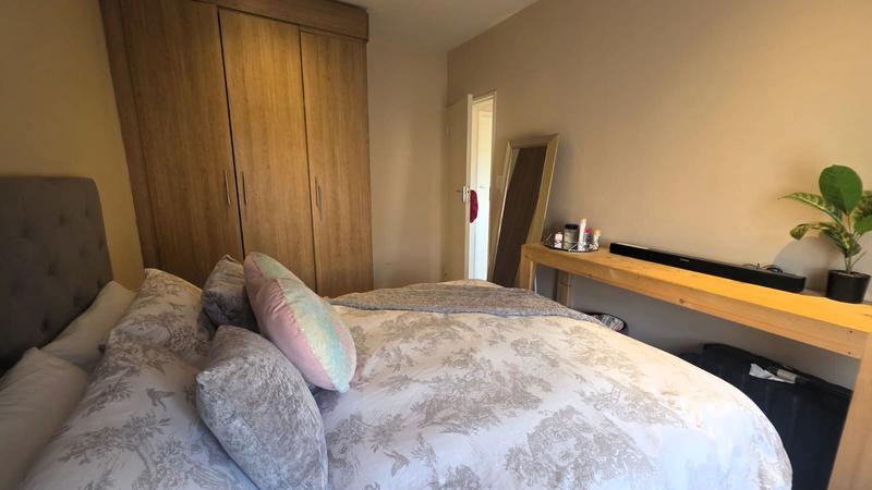 2 Bedroom Property for Sale in Stone Ridge Gauteng