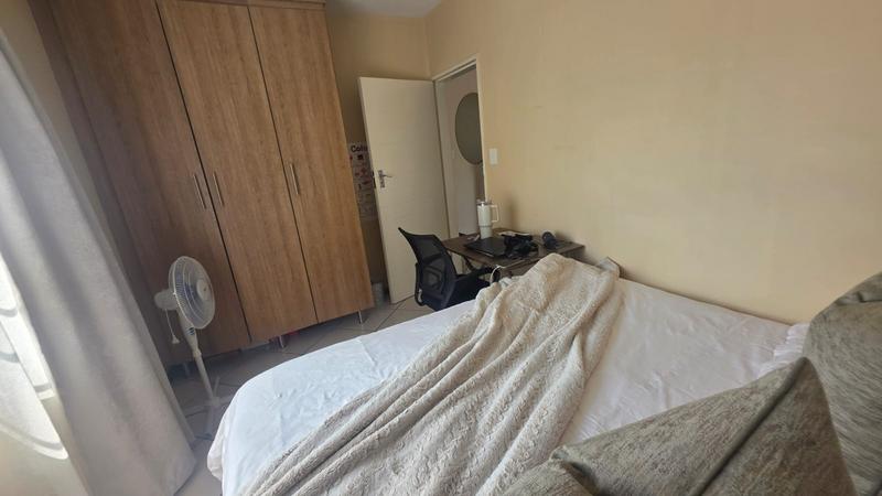 2 Bedroom Property for Sale in Stone Ridge Gauteng