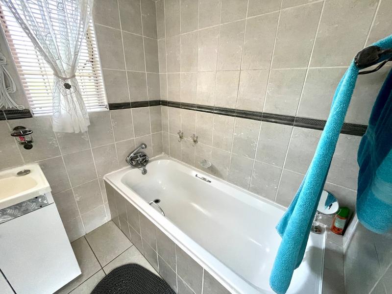 3 Bedroom Property for Sale in Krugersdorp North Gauteng