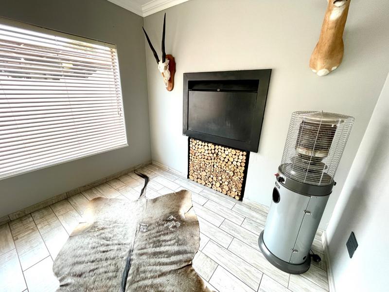 4 Bedroom Property for Sale in Rant En Dal Gauteng