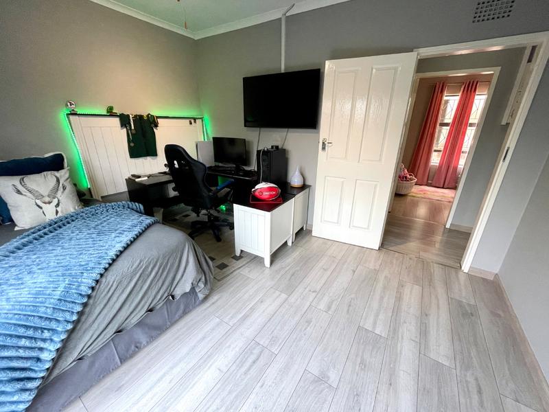 4 Bedroom Property for Sale in Rant En Dal Gauteng