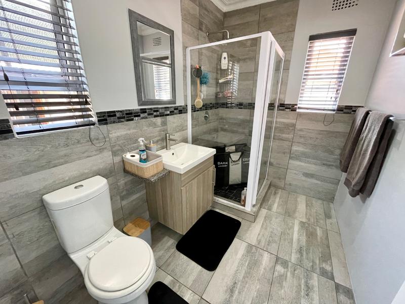 4 Bedroom Property for Sale in Rant En Dal Gauteng