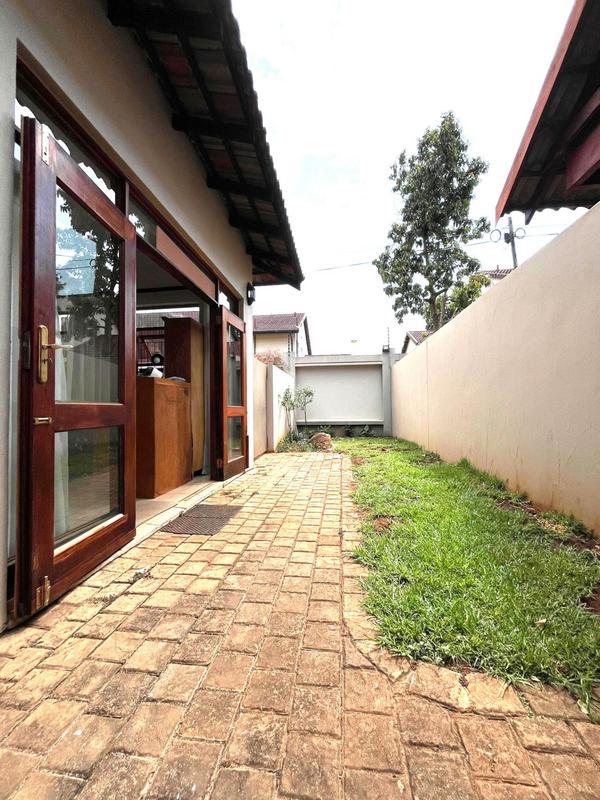 To Let 2 Bedroom Property for Rent in Lynnwood Gauteng