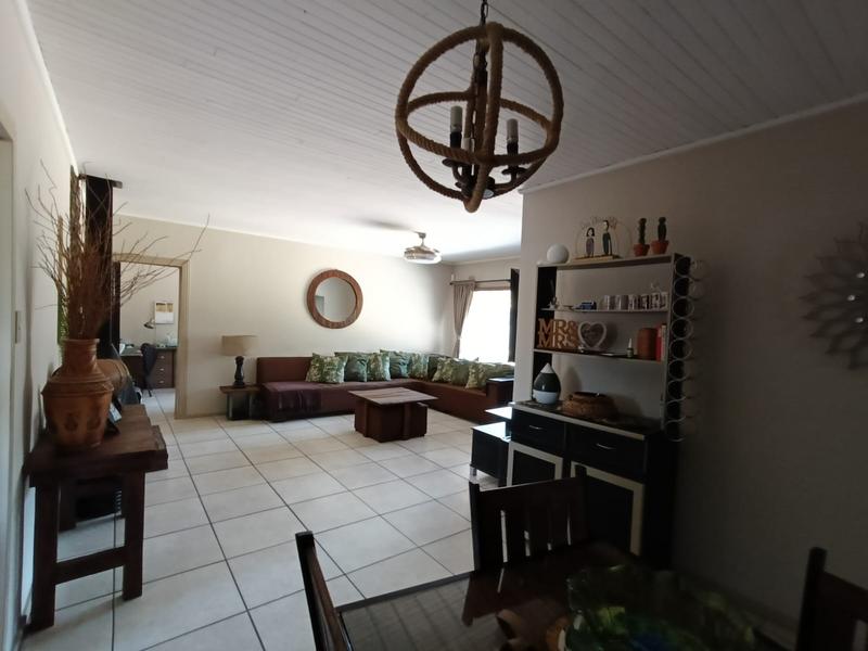 To Let 3 Bedroom Property for Rent in Strubenvale Gauteng