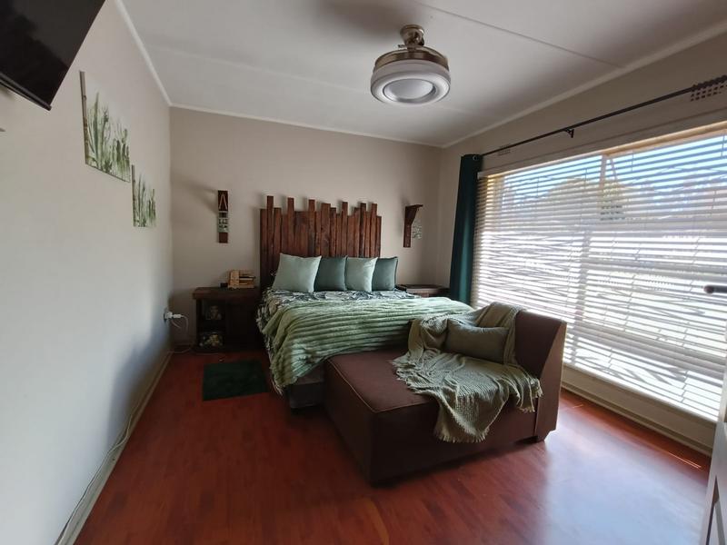 To Let 3 Bedroom Property for Rent in Strubenvale Gauteng