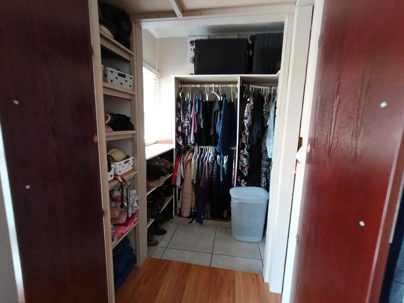 To Let 3 Bedroom Property for Rent in Strubenvale Gauteng