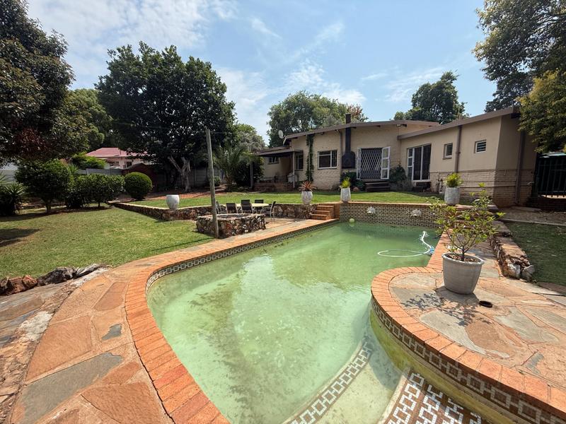 4 Bedroom Property for Sale in Clubview Gauteng