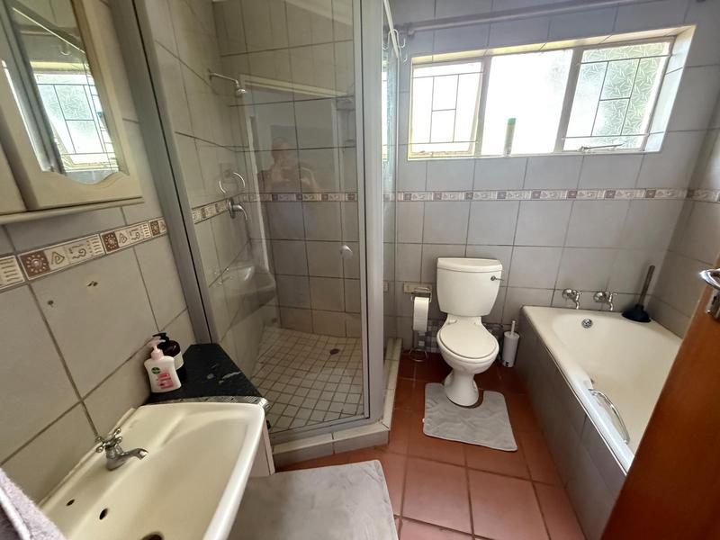 4 Bedroom Property for Sale in Clubview Gauteng