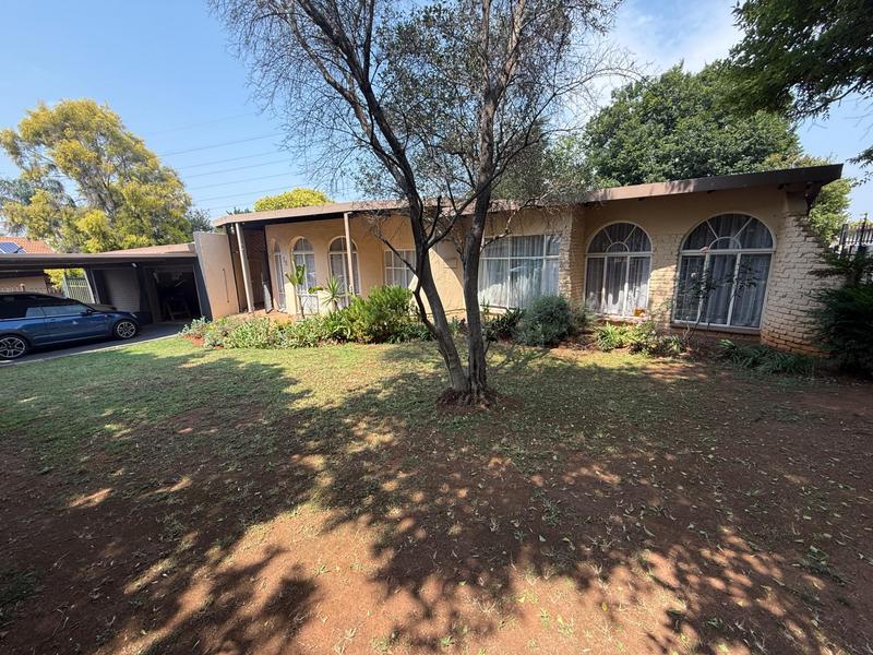 4 Bedroom Property for Sale in Clubview Gauteng