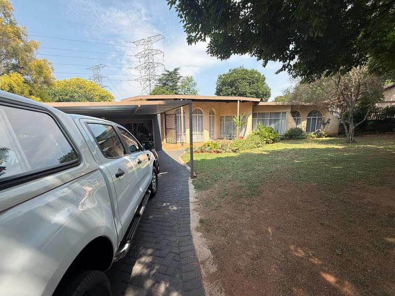 4 Bedroom Property for Sale in Clubview Gauteng