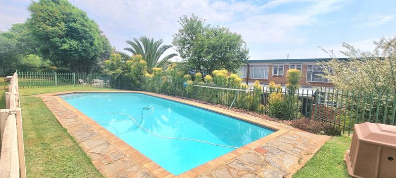 2 Bedroom Property for Sale in Eldoraigne Gauteng